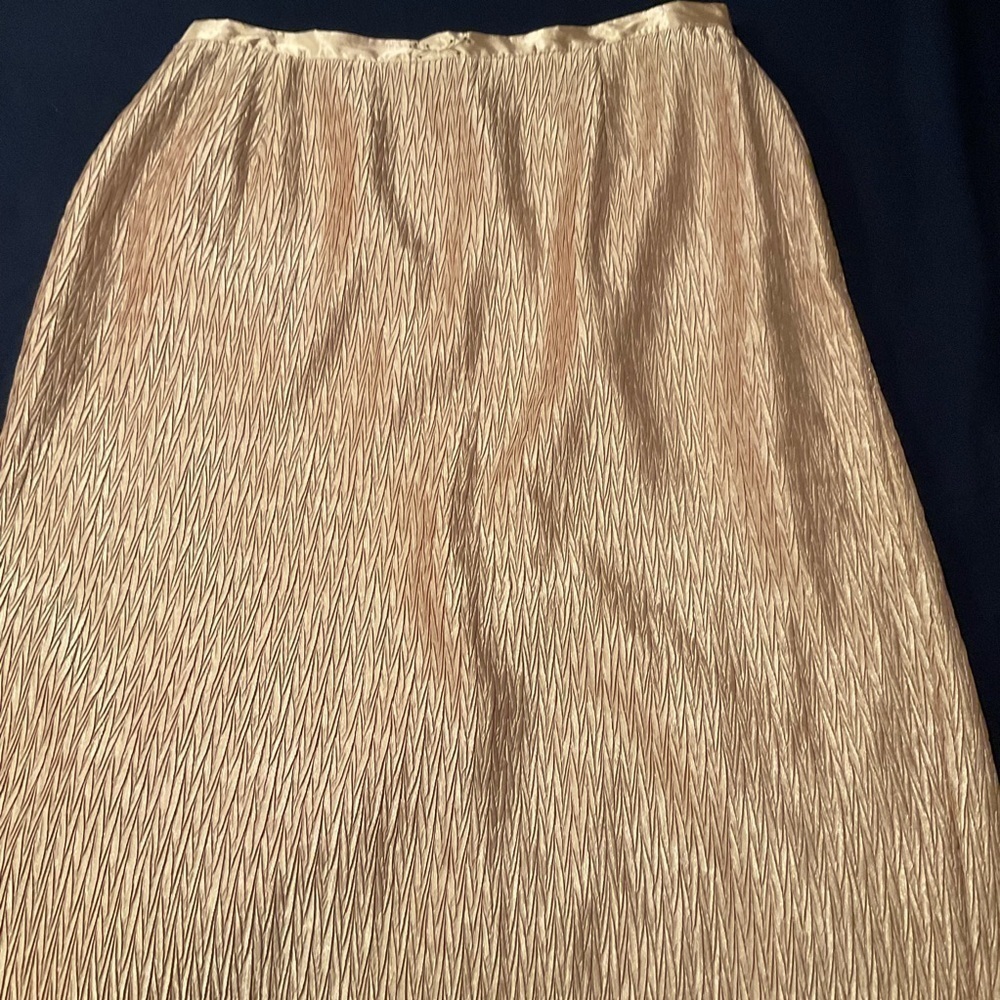 G. M. I. Woman Two Piece Special Occasion Dress - Picture 3 of 14